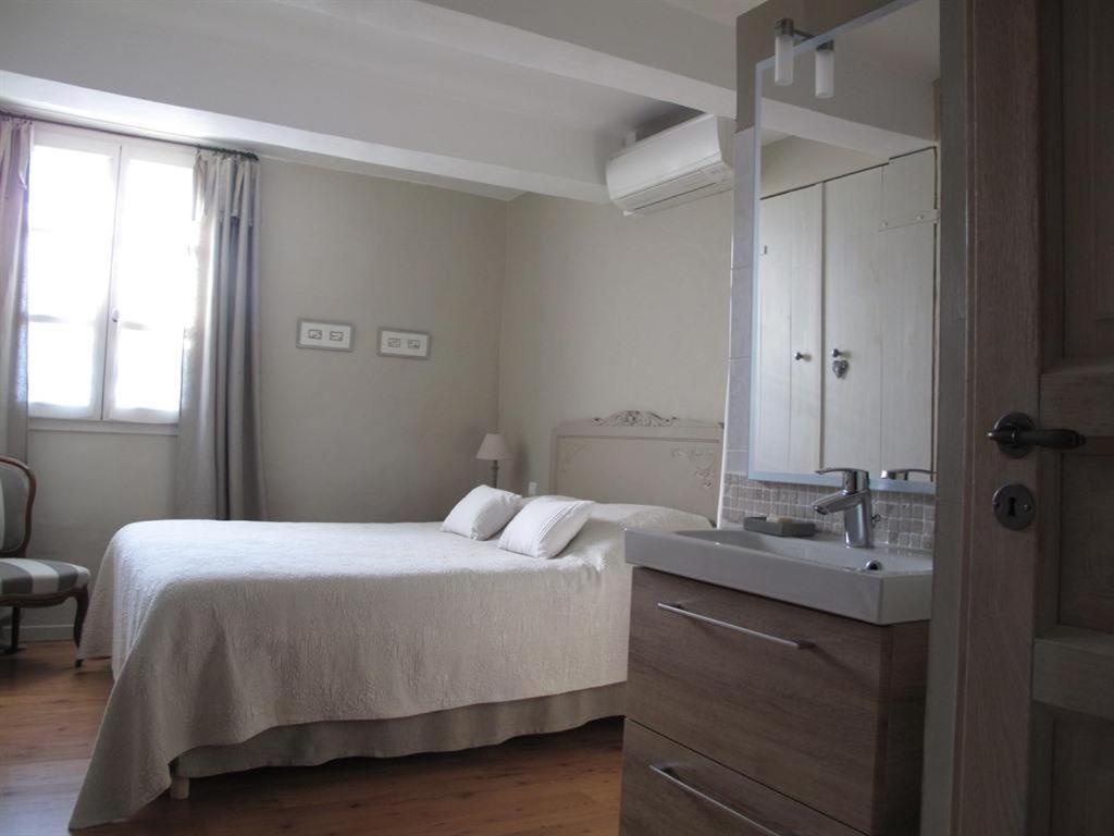 Hotel Le Mas De L'Olivier Loriol-du-Comtat Zewnętrze zdjęcie