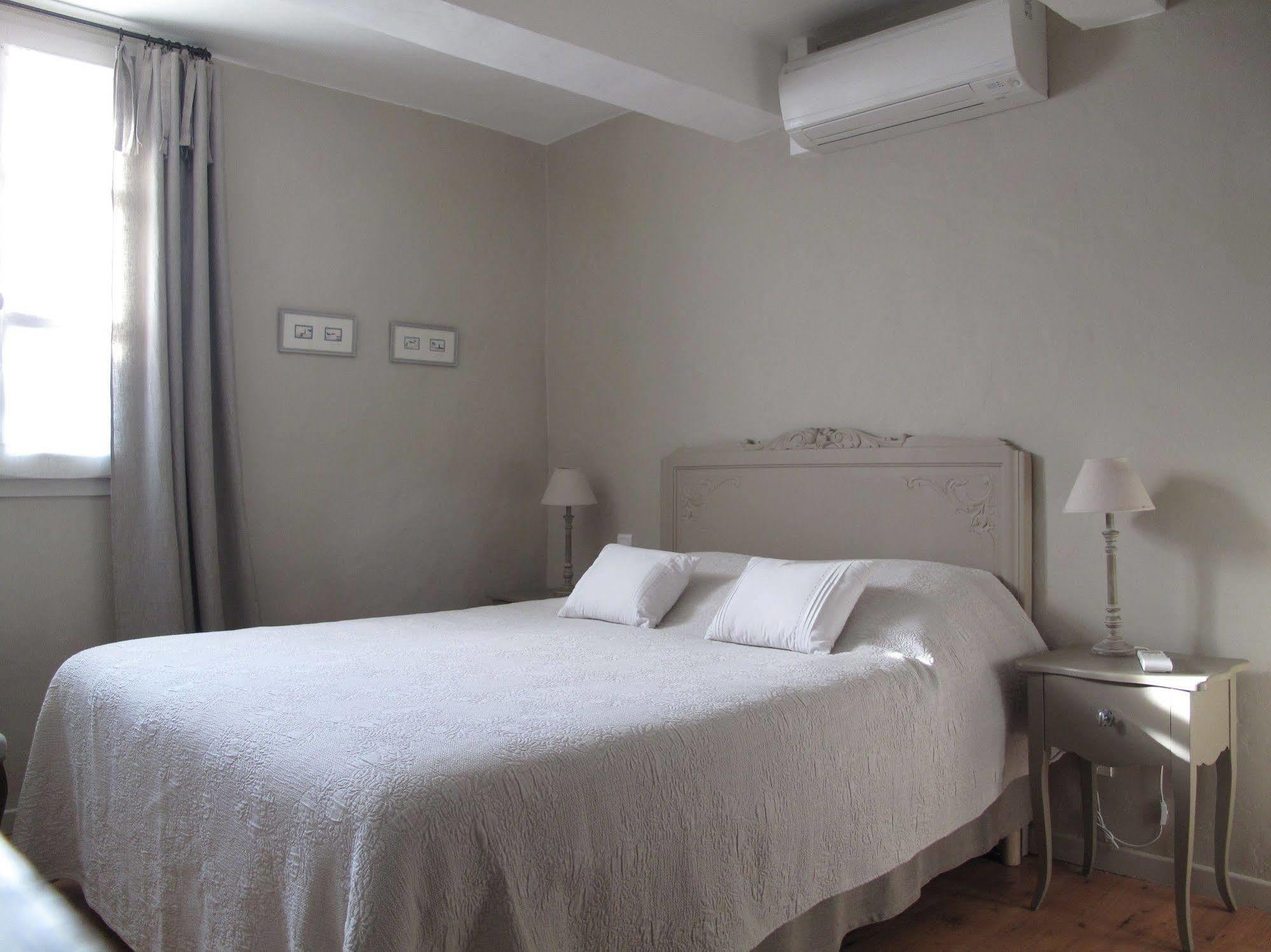 Hotel Le Mas De L'Olivier Loriol-du-Comtat Zewnętrze zdjęcie
